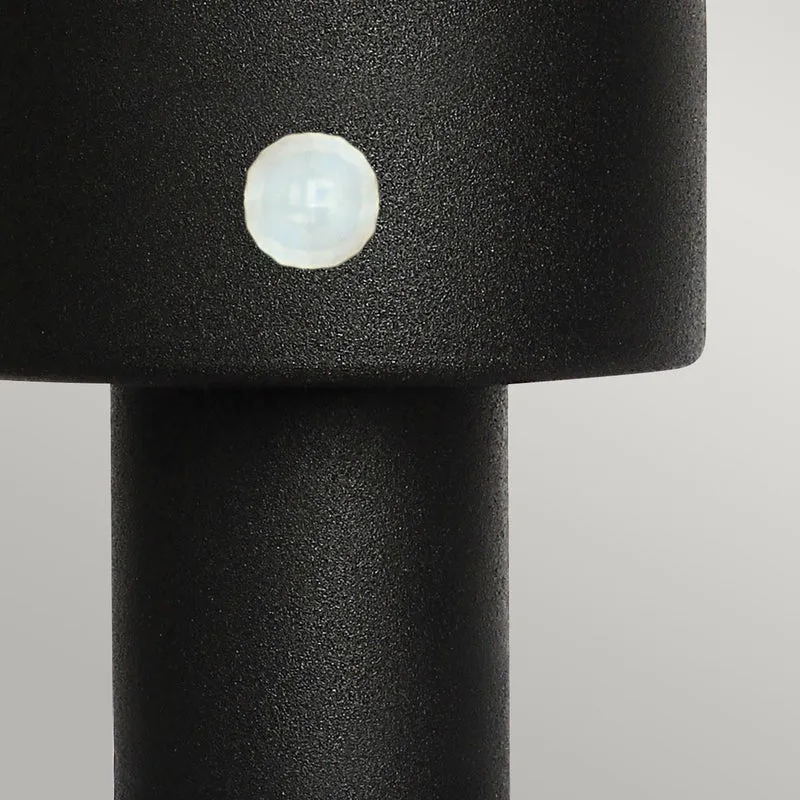 Sockelleuchte Helsingor mit Bewegungsmelder IP44 Schwarz