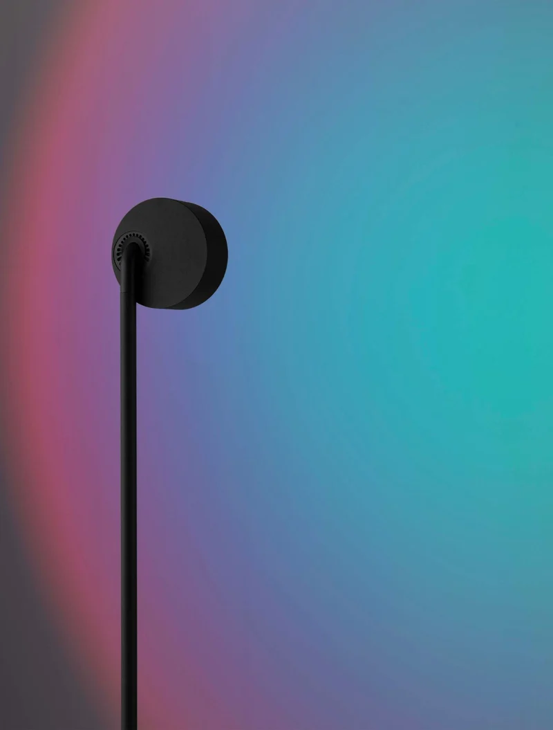 Irida Stehlampe 3000K Schwarz