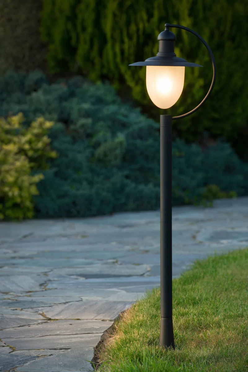 Wegeleuchte Aruba IP44 mit Glasschirm 110cm
