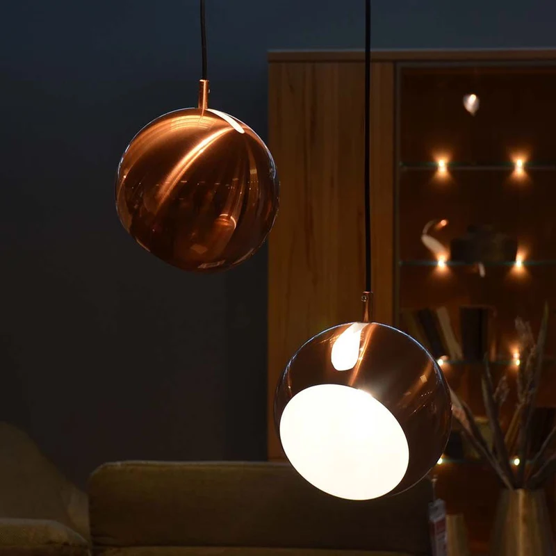 s.luce Ball Metall Pendelleuchte mit drehbarem tauschbaren Schirm