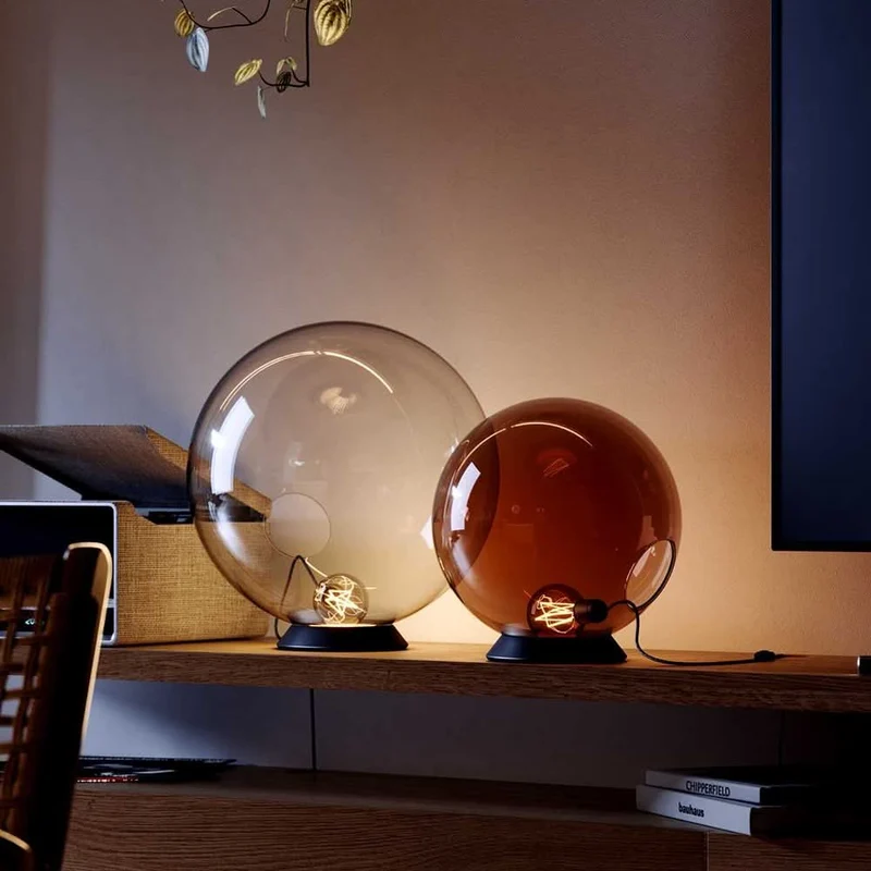s.luce Orb Glaskugel Tischlampe
