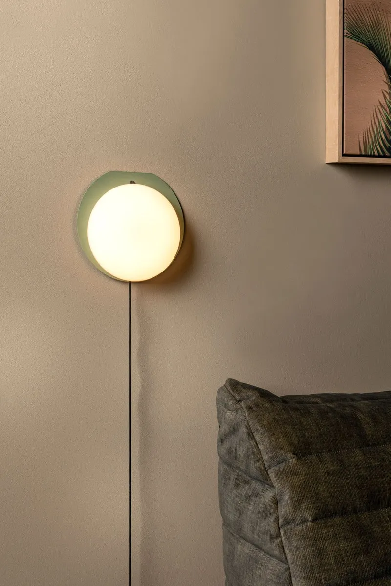 LED-Tischleuchte Alinda dimmbar mit Glasschirm