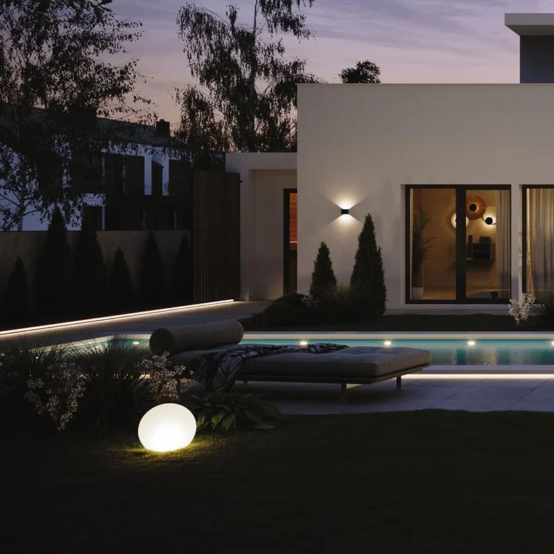 s.luce Ixa LED Wandlampe verstellbare Winkel Innen & Außen IP44