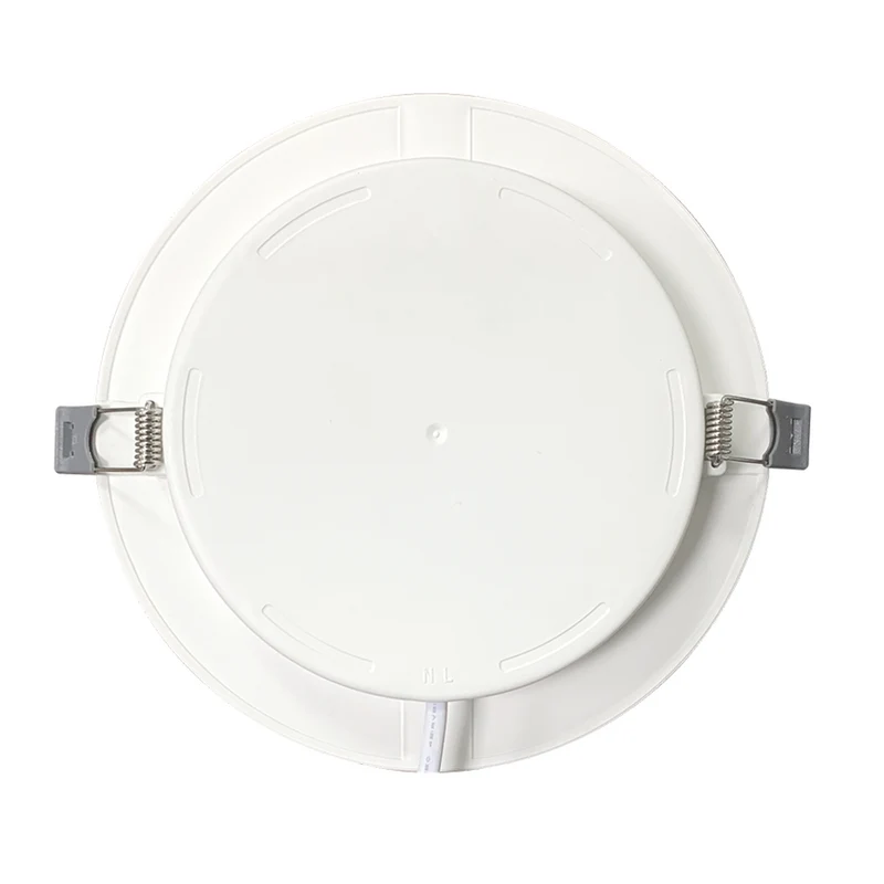 LED Einbauleuchte in Weiß, 6 W, 230 V, IP44-geschützt, 600 lm, Lichtfarbe einstellbar, Ø117x25 mm, Einbaustrahler mit Diffusor, Badezimmer Deckenleuchte