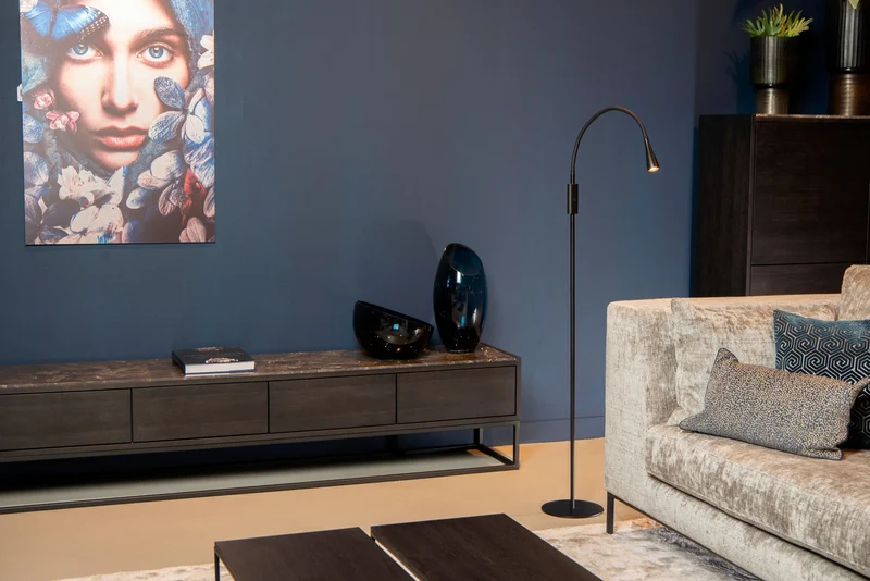 LED-Lese-Stehleuchte Zozy mit Touchdimmer und flexiblem Lesearm