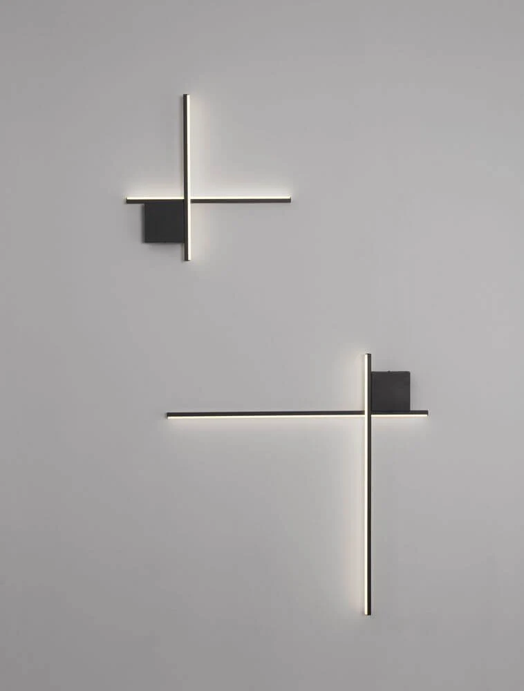 Cross LED Wandleuchte 50cm 2-flammig 2700K