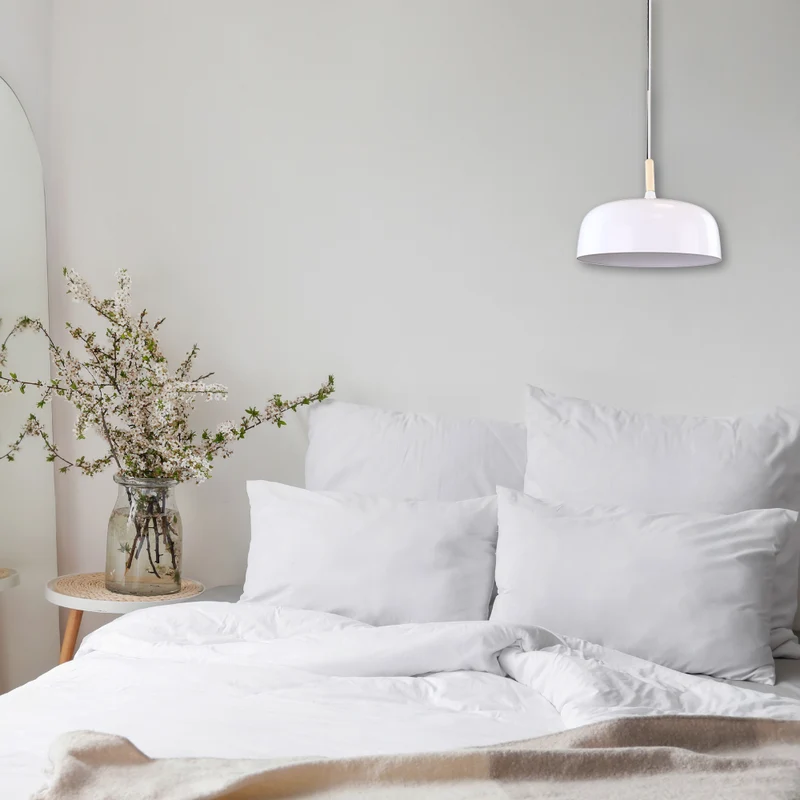 Moderne Pendelleuchte in weiß, runde Form, aus Metall, E27-Fassung, IP20, Ø30 cm