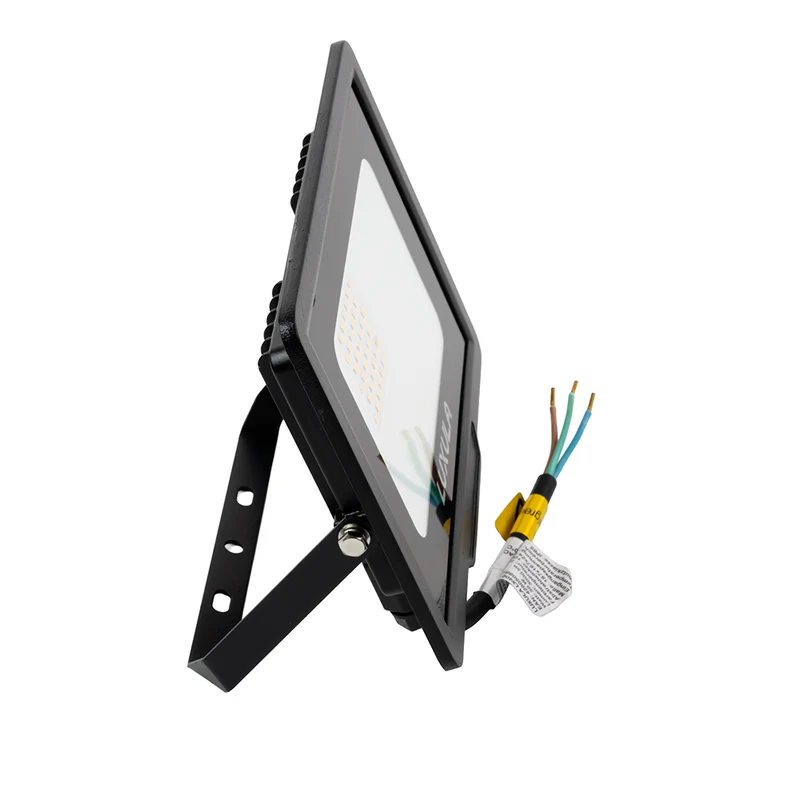 LED-Fluter, 30 W, 3000 K (warmweiß), 3000 lm, schwarz, IP65