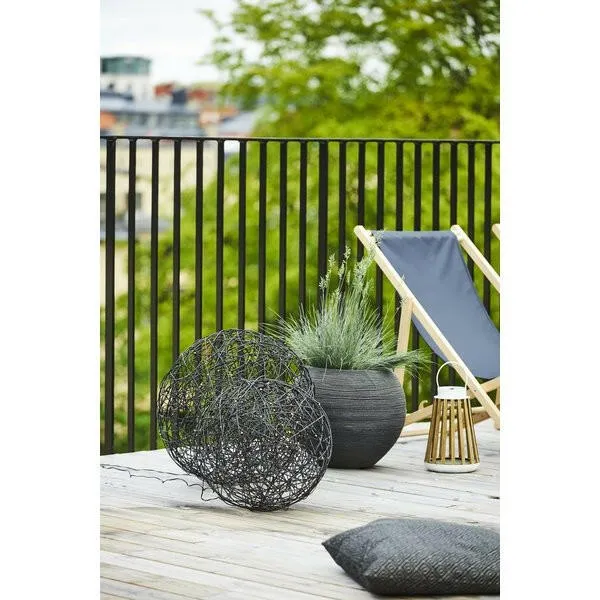Dekorative LED Solar-Laterne "Catania" aus Holz und Metall