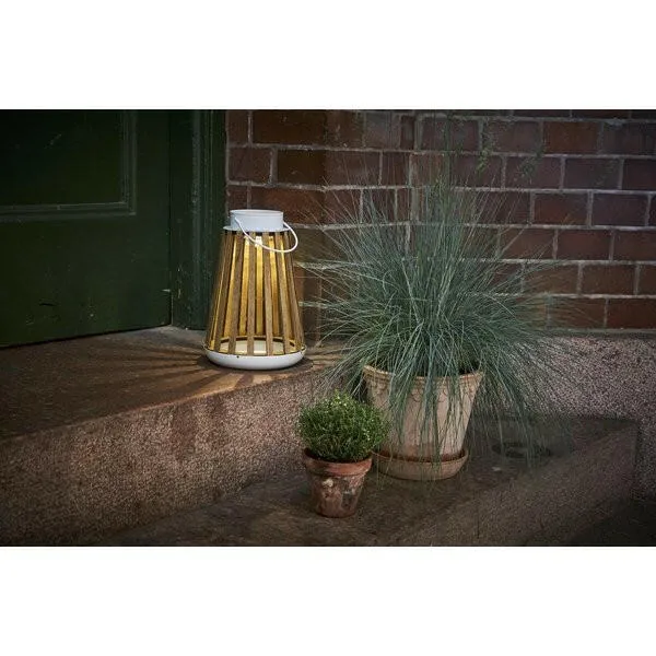 Dekorative LED Solar-Laterne "Catania" aus Holz und Metall
