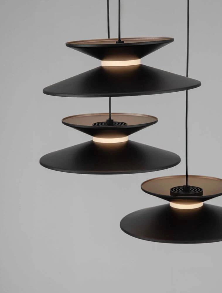 Morfi Pendelleuchte 5-flammig Ø 42cm 3000K Schwarz, Gold