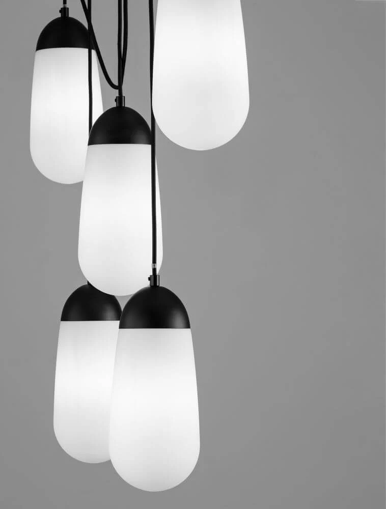 Blaky Pendelleuchte Balken 103cm 5-flammig Schwarz, Weiß