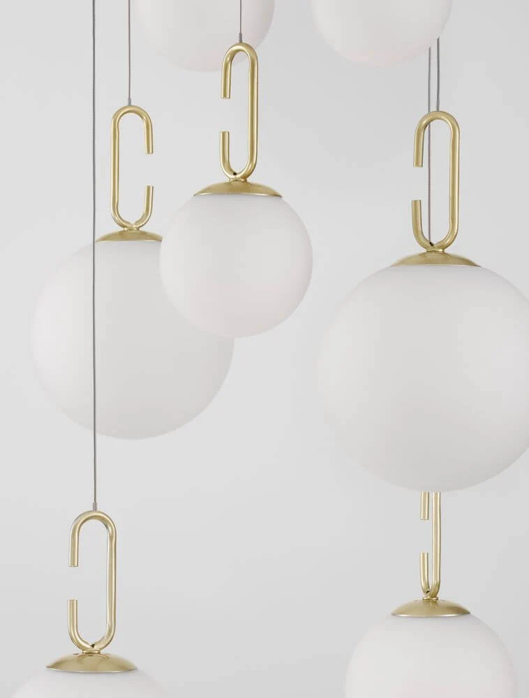 Hook LED Pendelleuchte 7-flammig Ø 56,6cm 3000K Gold-Gebürstet, Weiß