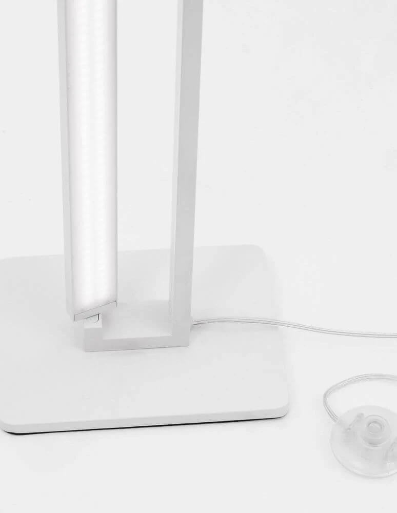 Line LED Stehlampe 3000K Weiß