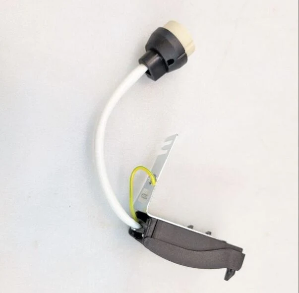 50x B-Ware Deko Light Lampenfassung GU10 35W IP20 Leuchte Lampe weiß 100mm Lampenteil
