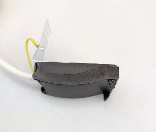50x B-Ware Deko Light Lampenfassung GU10 35W IP20 Leuchte Lampe weiß 100mm Lampenteil