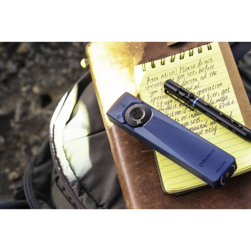 B-Ware Olight Mini Taschenlampe Taschenlampe LED Arkfeld Ultra Navy Blue akkubetrieben